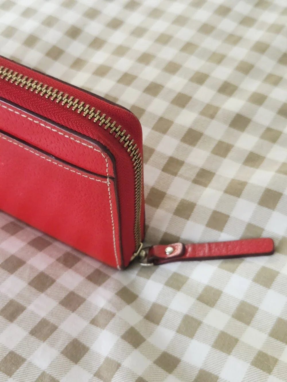 Kate Spade Wellesley Neda Red Pebbled Leather Zip-Around Wallet